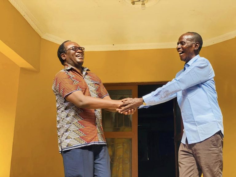 MUNDUBILE HAILS PARAMOUNT CHIEF MPEZENI….As the Nkosi pledges to continue to be impartial in his leadership