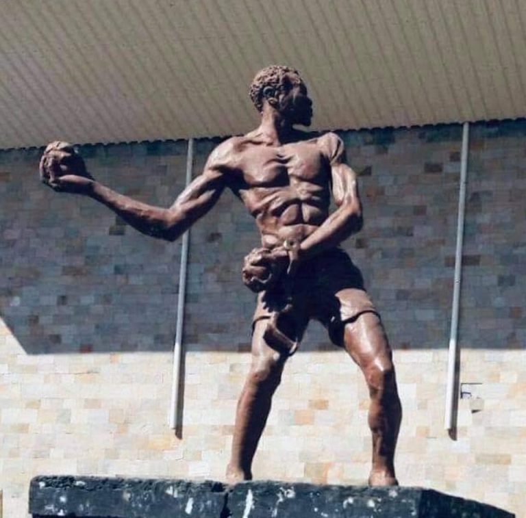YOUTH DAY CHI M’POSA MABWE (STONE THROWER)
