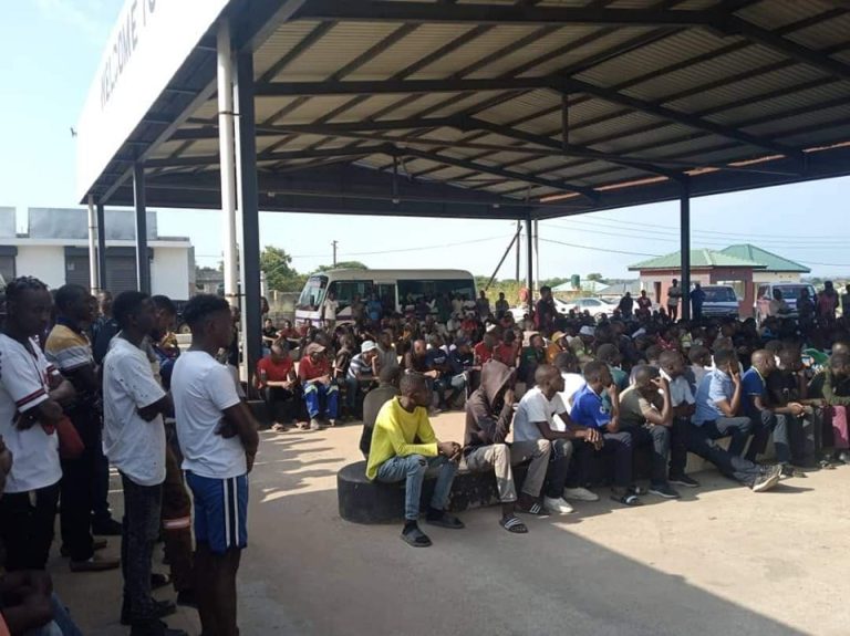 Hundreds Of South And Lusaka Bound Passengers Stranded As Bus Drivers Down Tools