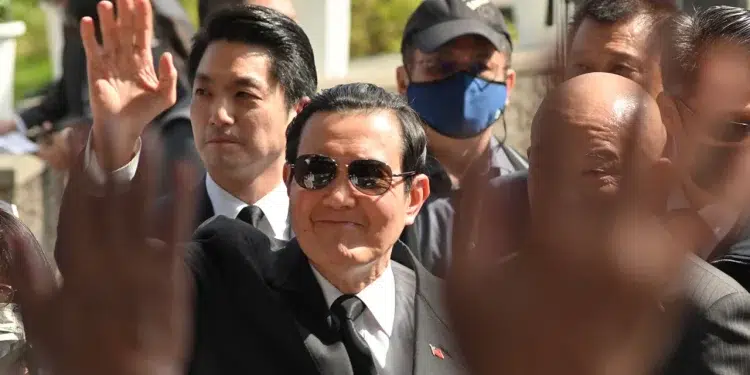 Former president of Taiwan, to make a historic trip to China