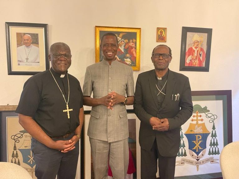 Archbishop Alick Banda hosts former president Edgar Lungu and Emeritus Archbishop Telesphore Mpundu