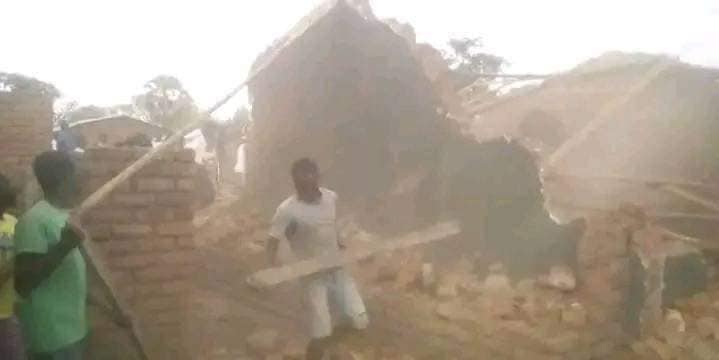 CHINGOLA JERABO DEMOLISH HOUSE FOR HIS CHEATING WIFE