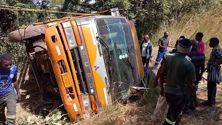 TWO PEOPLE DIE ON THE SPOT AS DRIVER GOES ON THE RUN
