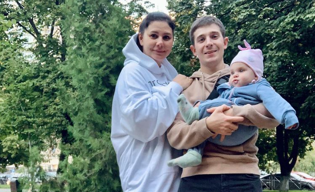 Woman Divorces Husband, Marries Her Step Son, Announces She’s Pregnant For Him