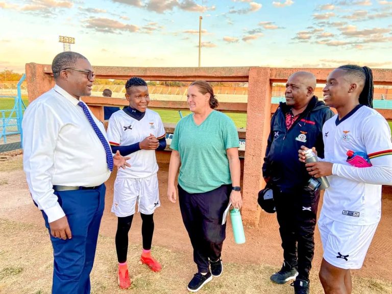COPPER QUEENS BENCH GETS TECHNICAL ADVISOR