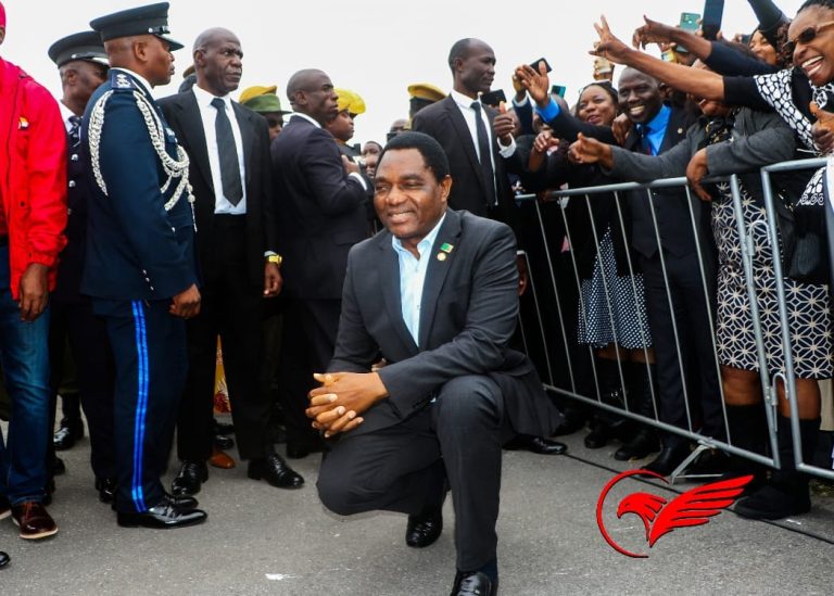 CROWDS GIVE PRESIDENT HICHILEMA WARM WELCOME AS HE ARRIVES BACK HOME FROM PARIS