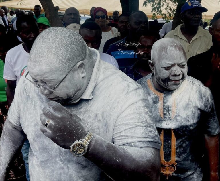 PICTUES: Easterners unleashed powder attack on Bembas during the funeral of Kunda Chani in Kitwe