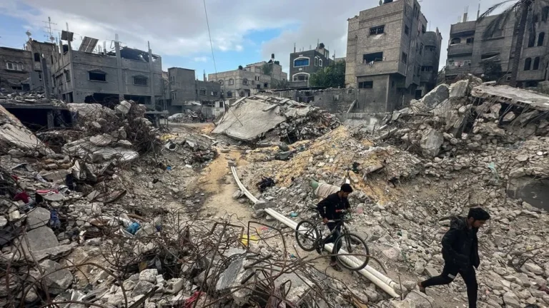 Israel-Hamas war: Mediators seek to prolong ceasefire period