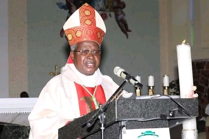 DON’T COME TO CHURCH WEARING CHARMS, LEAVE THEM AT HOME, BISHOP TELLS CONGREGANTS