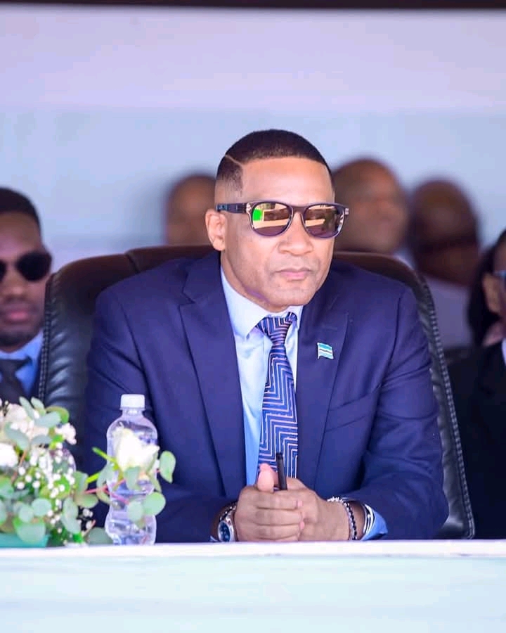 Botswana President Duma Boko Backs Miss Botswana Anicia Gaothusi in Miss World Finale