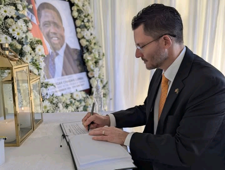 US AMBASSADOR MICHEAL GONZALES MOURNS ECL