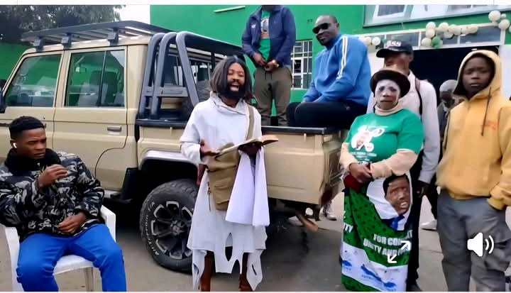 VIDEO: PF CREATES THEIR OWN JESUS AT THEIR SECRETARIAT