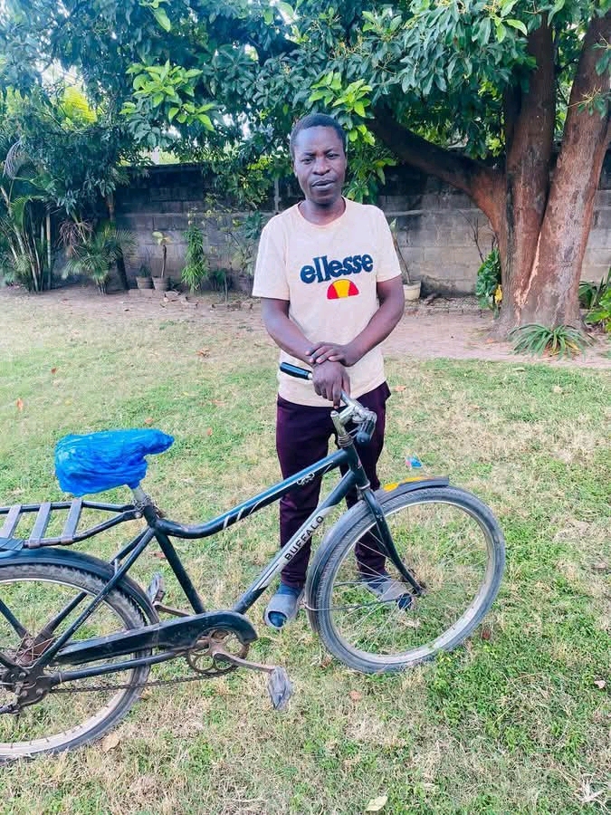 Mufulira Man who embarked on Journey to cycle to Lusaka in honour of late President Lungu abandons mission