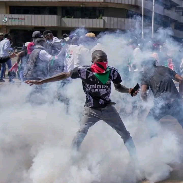 Kenyan government orders media blackout on Nairobi protests, sparks outrage