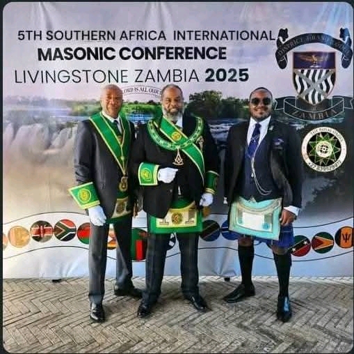WE’VE BISHOPS, PASTORS, ARTISTES IN FREEMASONRY…. Asks journalist to research on the meaning of white gloves, aprons – MASONIST