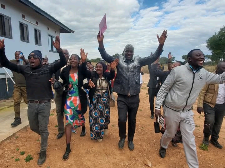 IT’S A THREE-HORSE RACE IN MFUWE