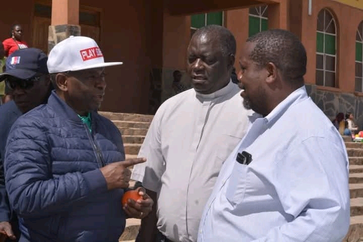 ZAMBIA MUST PROSPER PRESIDENT ATTENDS ST. AUGUSTINE PARISH FUNDRAISING BREAKFAST…..Donates K10,000 and Pledges 100 Desks
