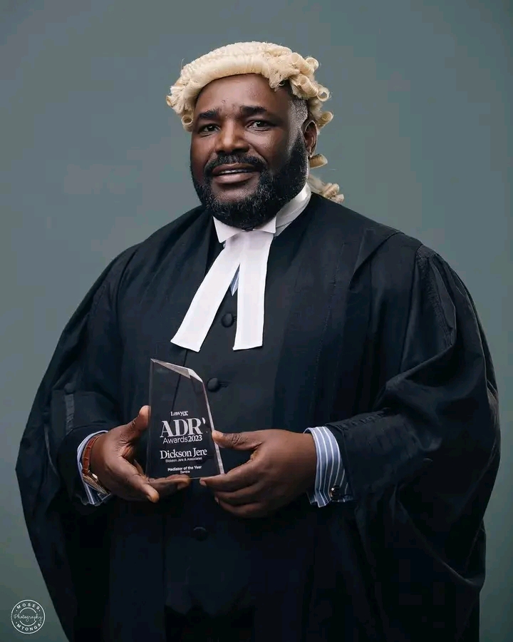 No Two Jobs For Lawyers – Court