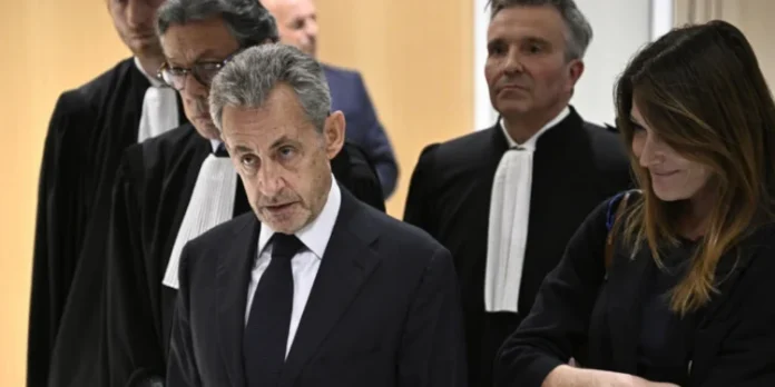 Nicholas-Sarkozy-Carla-Bruni-Julien-De-Rosa-AFP