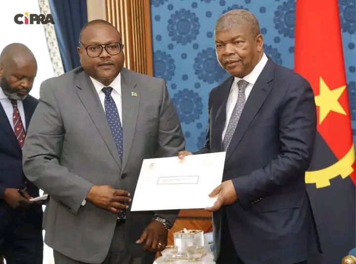 Zambia’s Foreign Minister Delivers Message from President Hichilema to President João Lourenço
