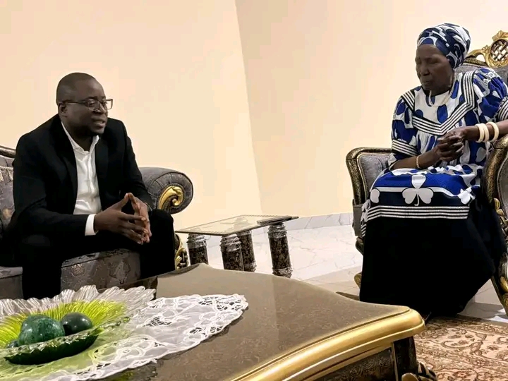 MAKEBI ZULU VISITS INCARCERATED PF LEADERS, MEETS FORMER VICE PRESIDENT INONGE WINA