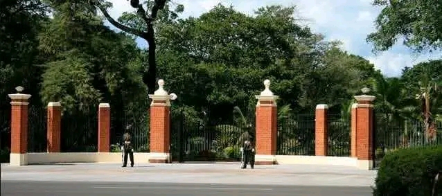 DON’T PROTEST OUTSIDE, COME INSIDE STATE HOUSE – HH
