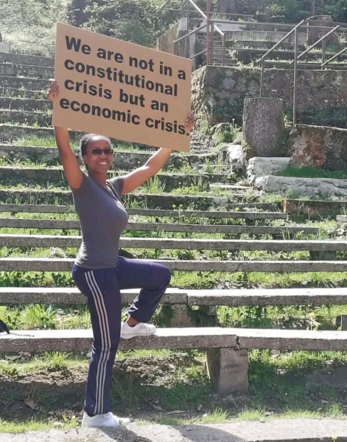1765170606526