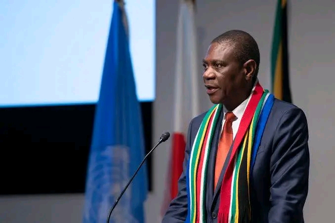 MASHATILE’S MONEY BOMBSHELL! ANC DEPUTY CALLS FOR CASH-IN-THE-OPEN CAMPAIGNS