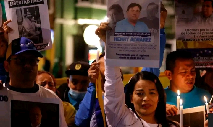 VENEZUELAN GOVERNMENT BEGINS RELEASING POLITICAL PRISONERS