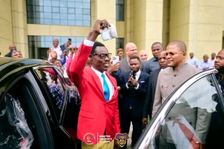 DRC Minister of Sports just gifted Lumumba a brand new Jetour Dashing SUV 2026 worth over 64 MILLION!