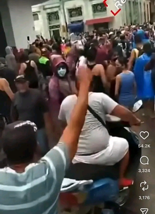 Havana’s Streets Explode: “Down with Communism!” as Blackouts Ignite Freedom Protests