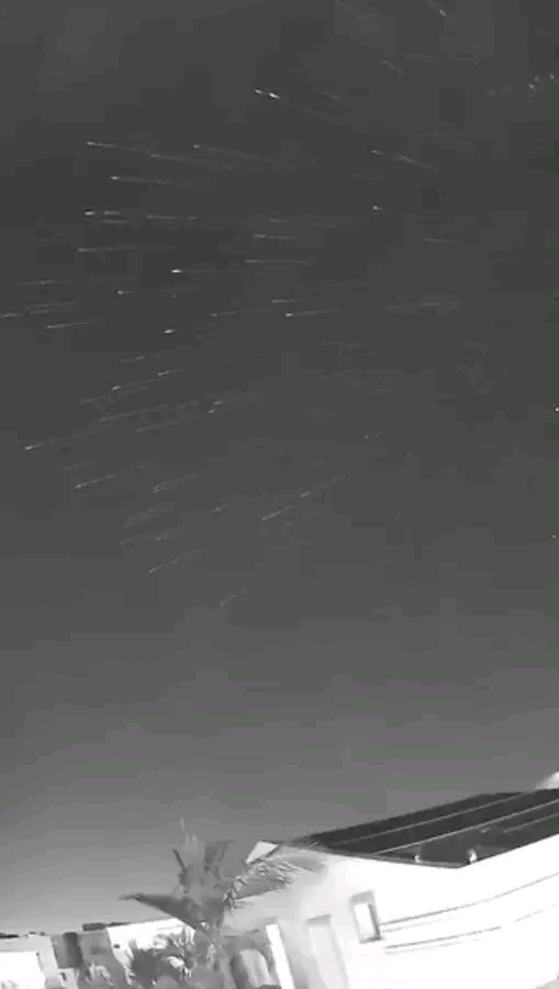 Iran’s Cluster Missile Barrage Lights Up Tel Aviv Sky