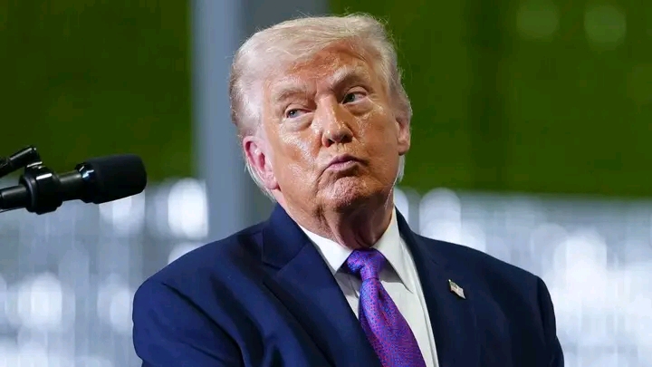 Trump Rejects Zelensky’s Offer of Drone Defense Help, Calls Ukrainian Leader ‘The Last Person We Need Help From’