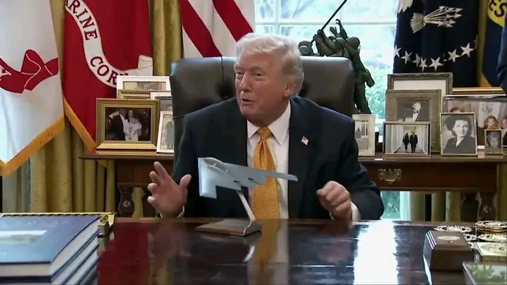 Trump Hugs the B-2 Bomber Model Like It’s Family – Classic Trump Moment Goes Viral