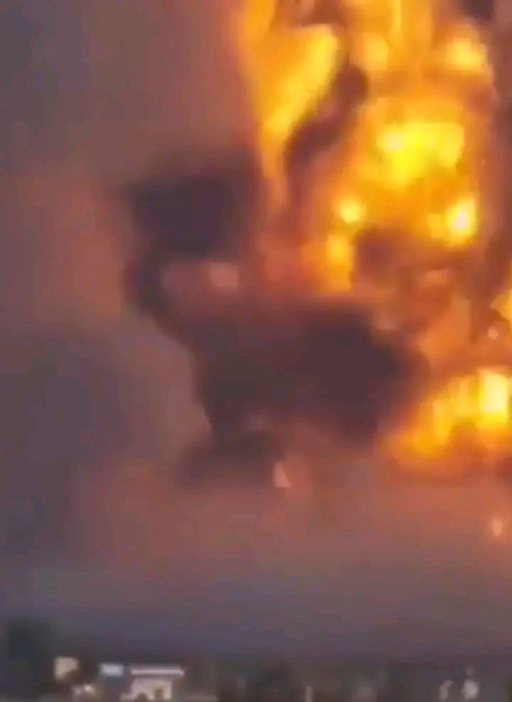 Explosions Rock Riyadh as Iran Escalates Attacks on Saudi Arabia