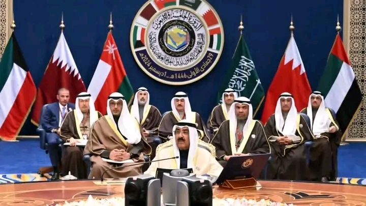 Gulf states condemn Iran over Hormuz closure, warn of possible countermeasures
