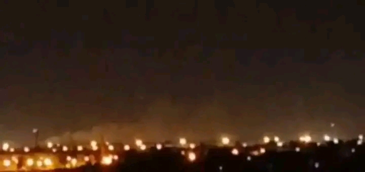 Iranian Missiles Slam Bahrain Refinery as Gulf Attacks Escalate