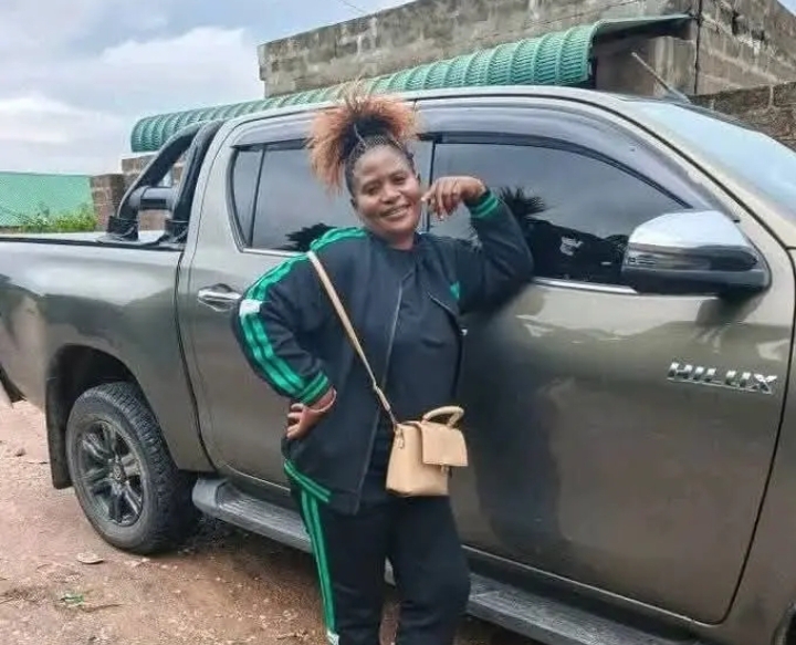 WOMAN ACCUSED OF STEALING A MAN’S PRIV@TE P@RTS STONED TO DEATH BY MOB IN KALUMBILA