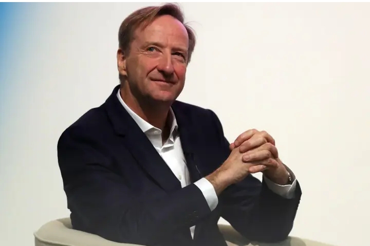 Former MI6 Chief Declares Iran Has the “Upper Hand” in War with US and Israel