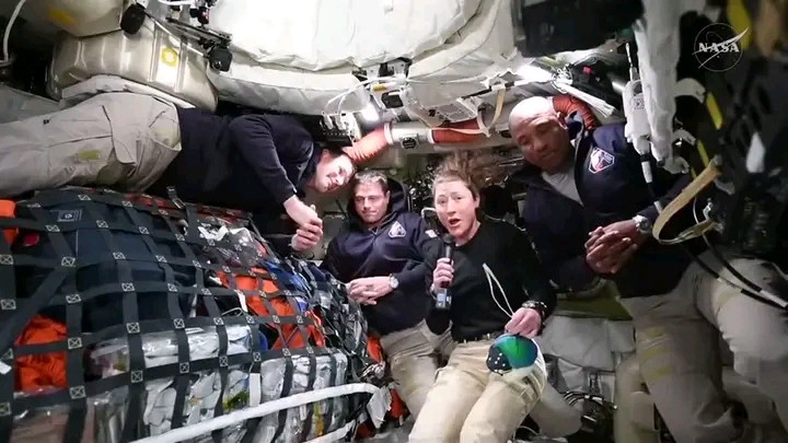 NASA Astronaut Declares Herself ‘Space Plumber’ After Fixing Artemis II Toilet