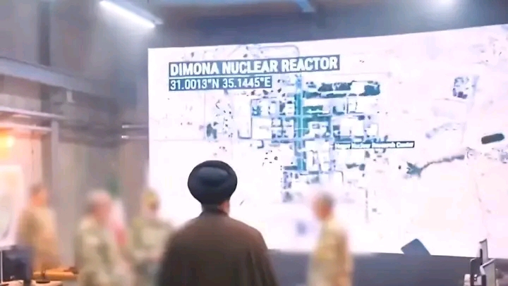 Iran Releases Images of Mojtaba Khamenei Inside War Room, Displaying Israeli Nuclear Site