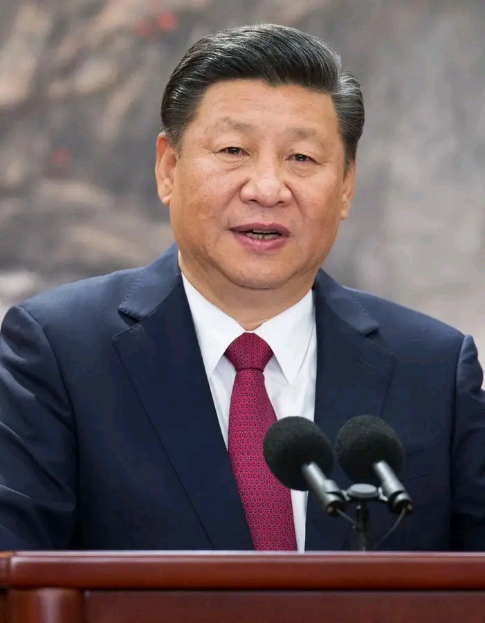 China Dumps Hundreds of Billions in U.S. Treasuries, Hits 15-Year Low While Stockpiling Gold