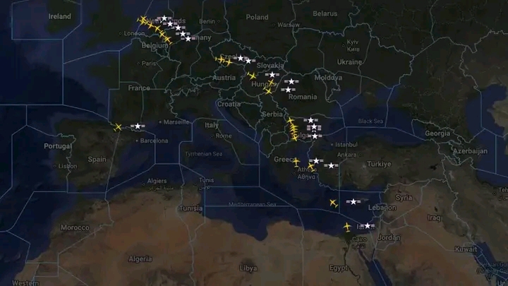 US Air Power Surge Hits Middle East as Fragile Iran Ceasefire Holds