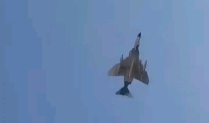 Iran deploys F-4 fighters to escort Pakistan army chief&nbsp; high-stakes talks underway