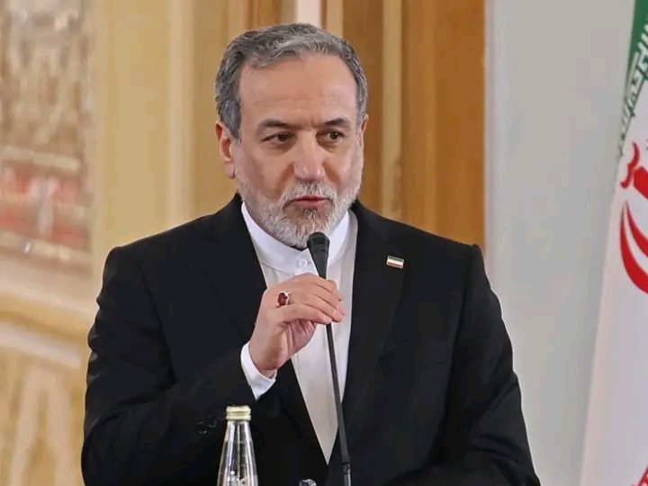 Iran sets hard condition:no talks until us lifts hormuz blockade