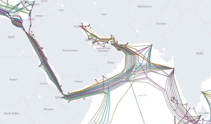 Iran-linked media signals potential threat to Gulf internet cables in escalating warning