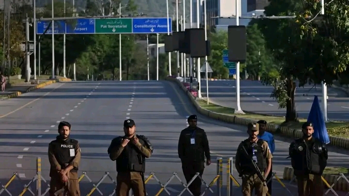 Islamabad locked down as stalled U.S.-Iran talks leave city in limbo