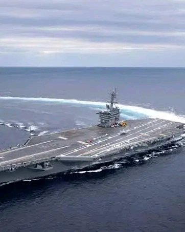 US War Machine Encircles Middle East: Triple Aircraft Carrier Showdown Sparks Tension!