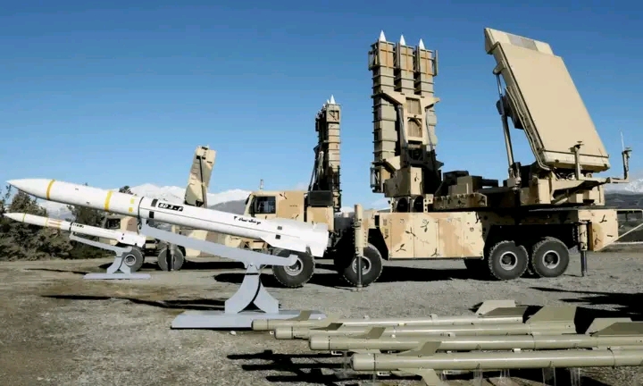 US intelligence warns Iran may rebuild military strength during ceasefire window