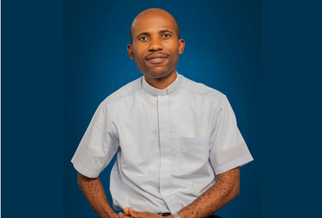 If a pupil is not Catholic and doesn’t want to attend Mass, let them enrol elsewhere – Catholic priest